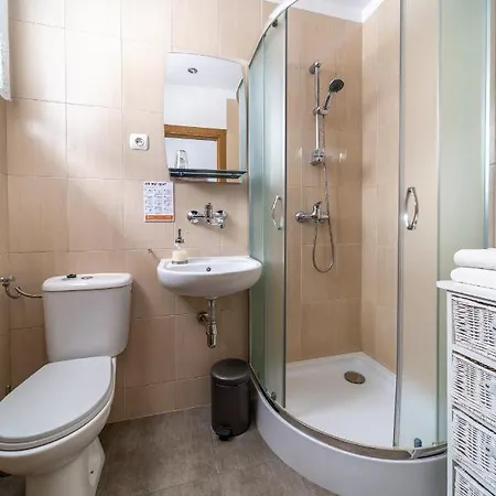 Gencjana فندق مبيت وإفطار 3*